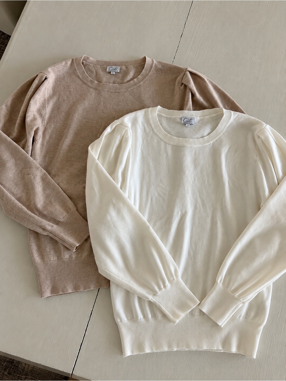 Cielo Sweater Bundle Women’s Size Large Cream & Tan Puff Sleeve Crewneck Tops